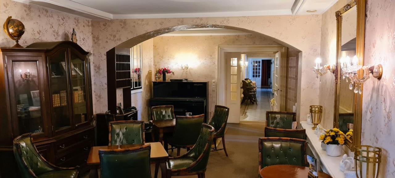 Historisches Hotel Zum Schwan Бад Карлхафен Екстериор снимка