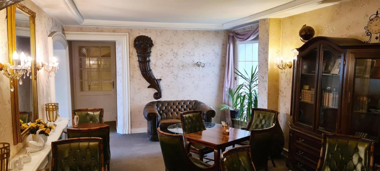 Historisches Hotel Zum Schwan Бад Карлхафен Екстериор снимка
